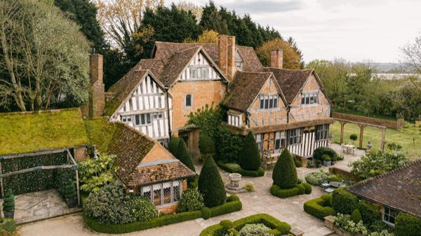 Gorcott Hall wedding venue