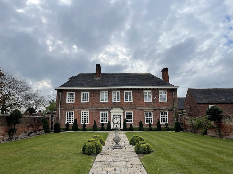 The Blakelands Estate photo 2