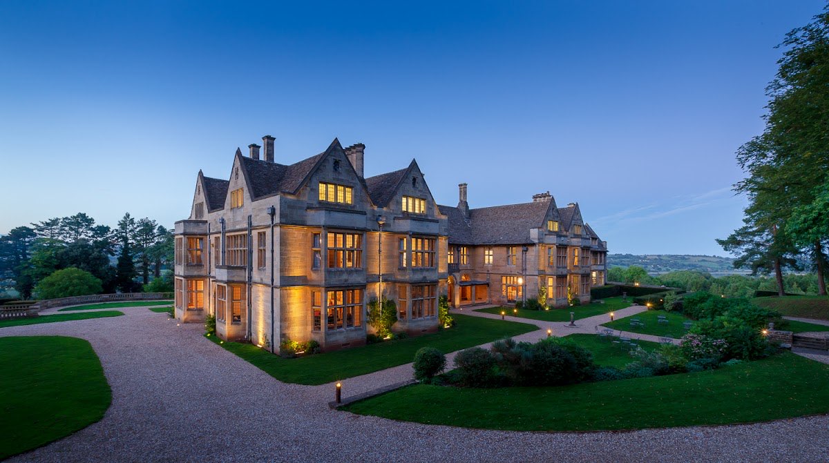 Coombe Lodge wedding venue