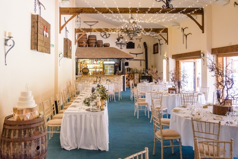 Yarlington Barn photo 1