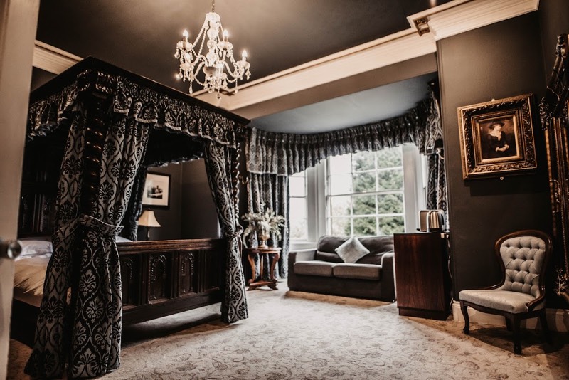 Auchen Castle photo 2