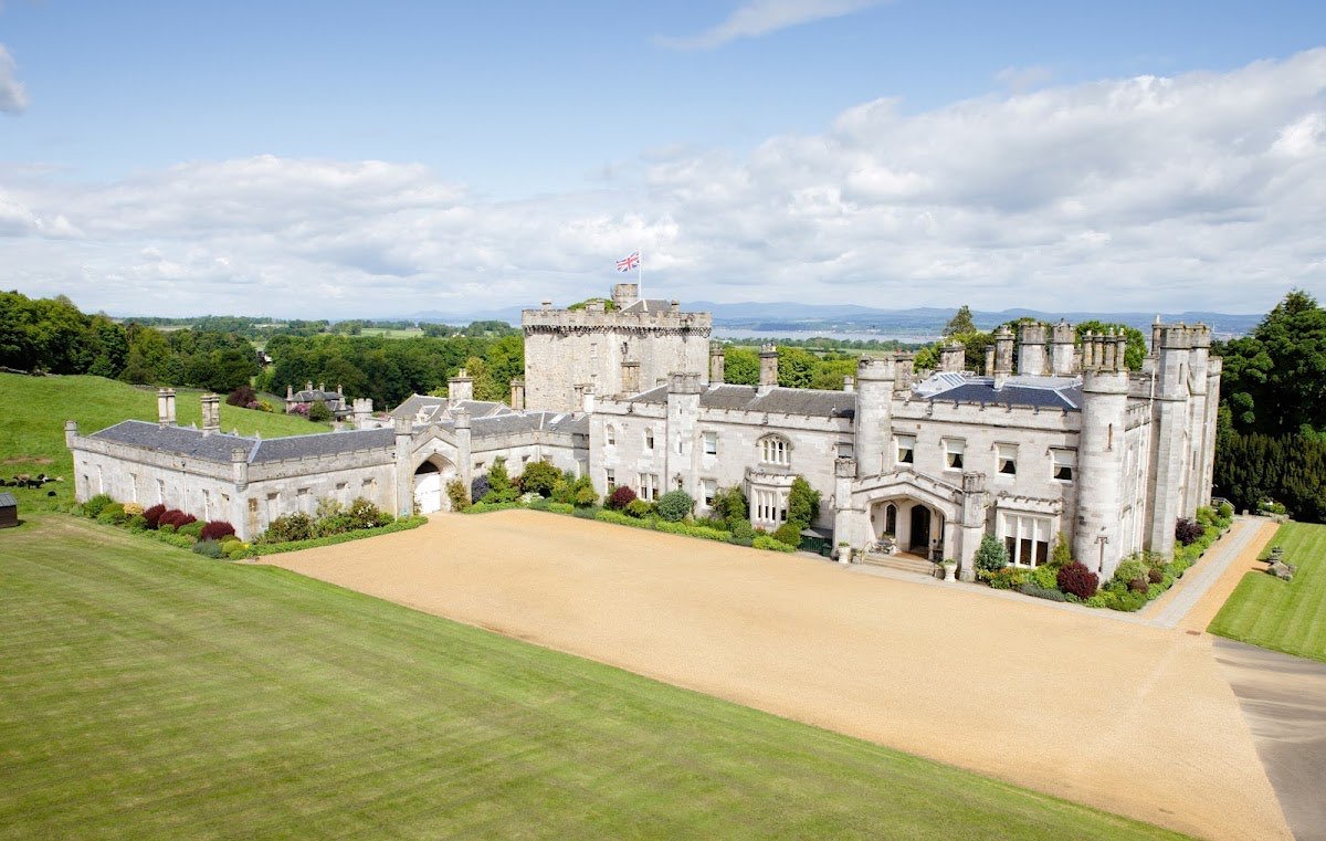 Dundas Castle wedding venue