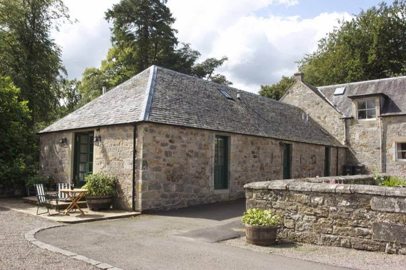 Newhall Estate photo 2