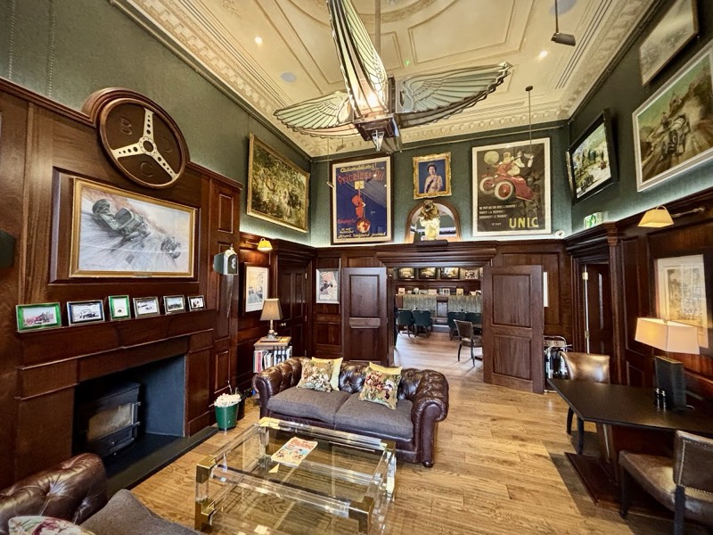 Bowcliffe Hall photo 4