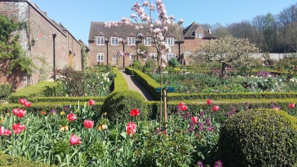 Leeds Castle Weddings photo 3