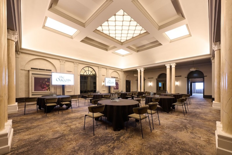 The Queens Hotel photo 3