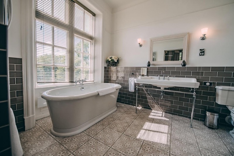 Woodlands Hotel photo 2