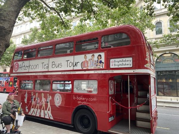 8 Northumberland Avenue photo 4