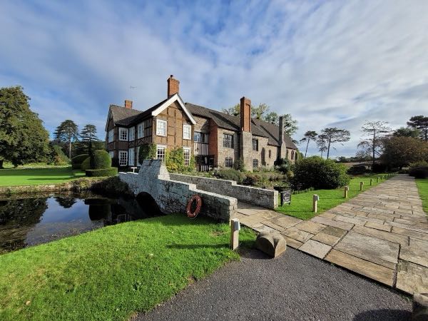 Brinsop Court Manor House and Barn photo 1