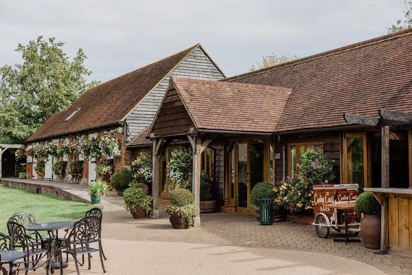 Cooling Castle Barn photo 3