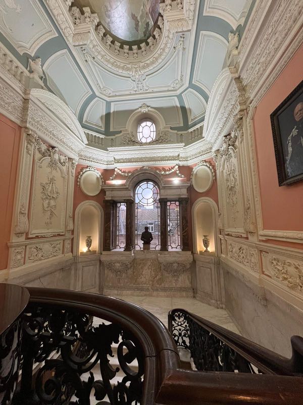 Dartmouth House photo 2