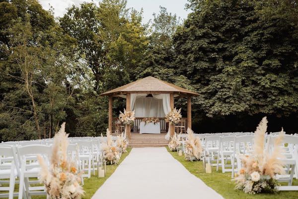 That Amazing Place photo 2