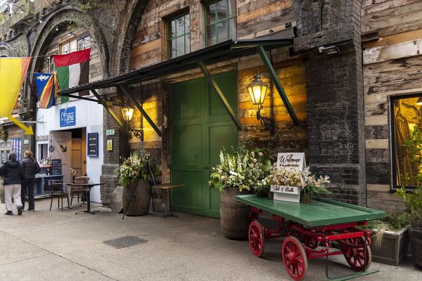 The Old Timber Store (Wedding Venue) photo 4